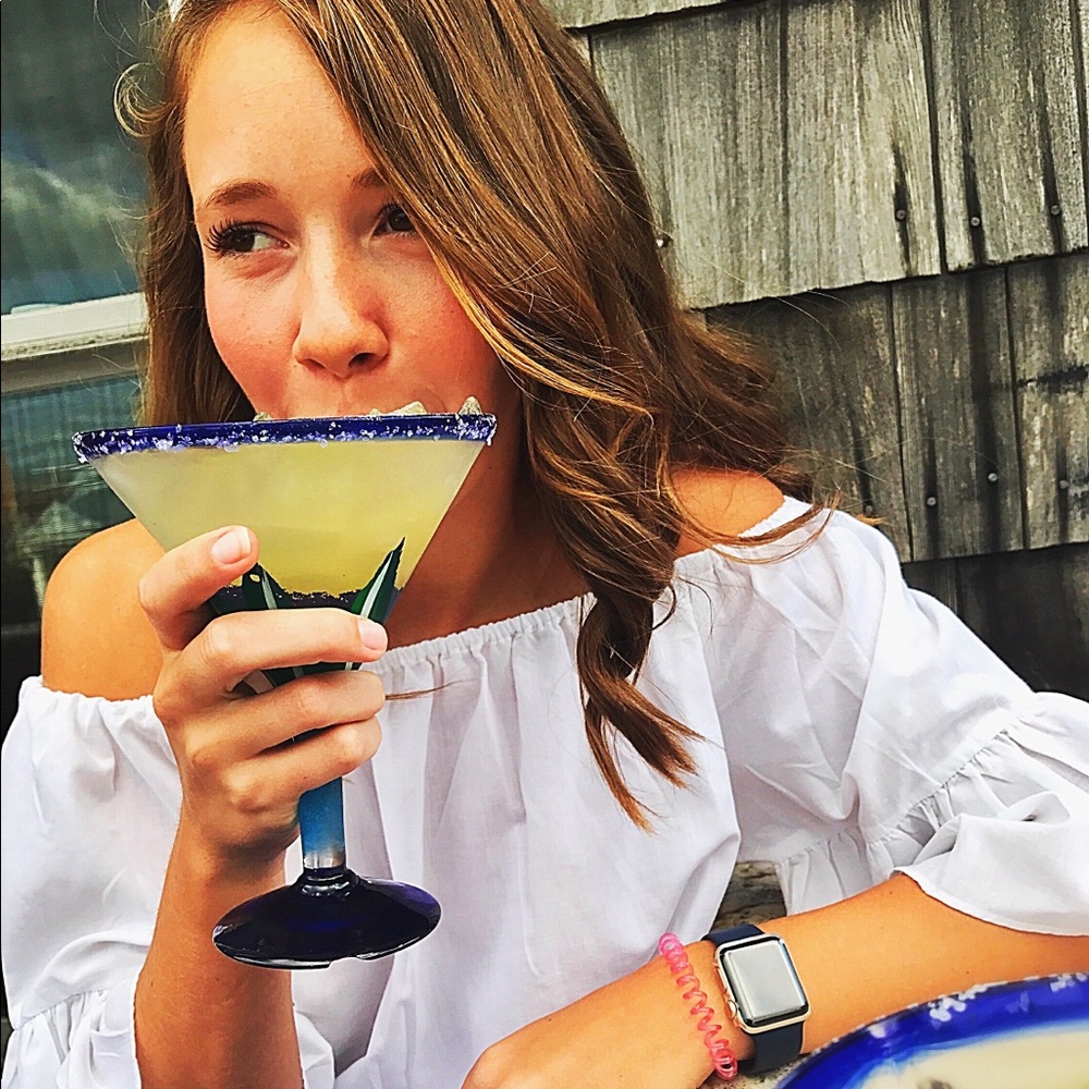 Meet your Posher, Hannah